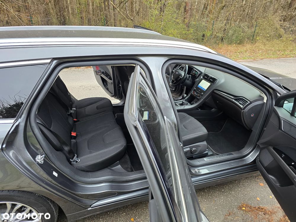 Ford Mondeo 2.0 EcoBlue Titanium - 21