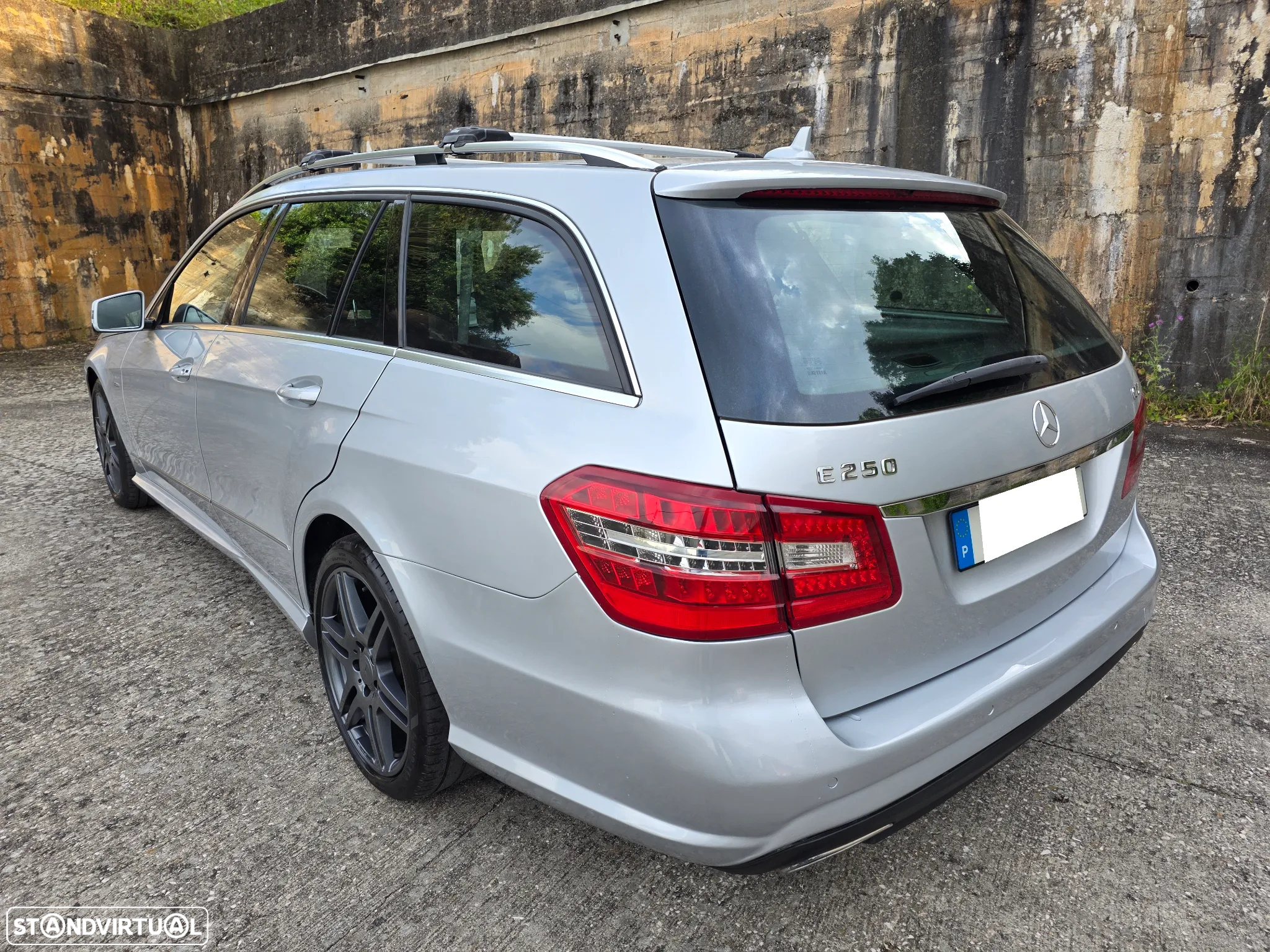 Mercedes-Benz E 250 CDi Avantgarde BlueEfficiency Auto. - 11