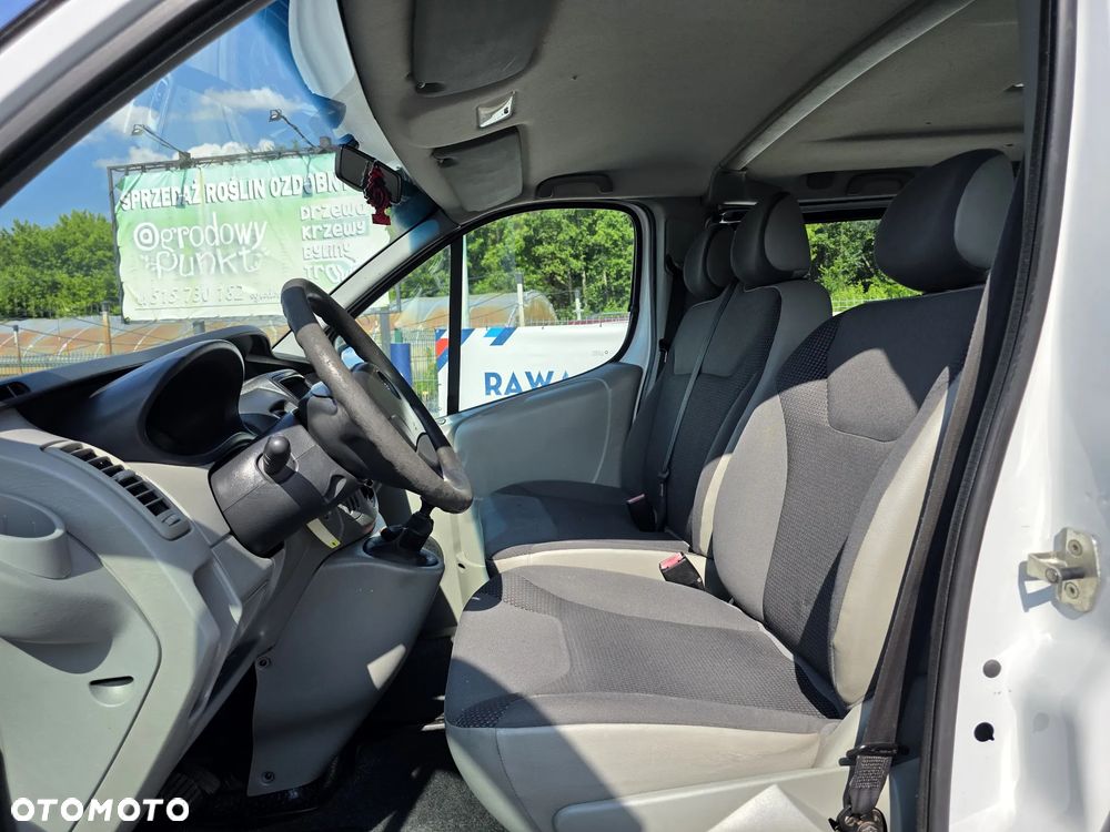 Opel Vivaro L1H1 DPF Tour - 13