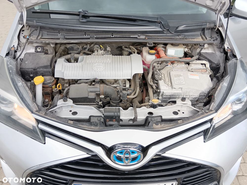 Toyota Yaris - 17