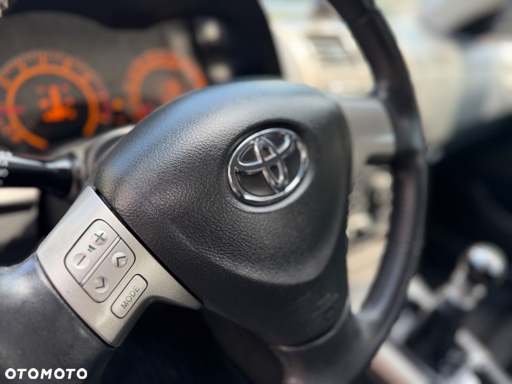 Toyota Corolla 1.6 Luna - 12