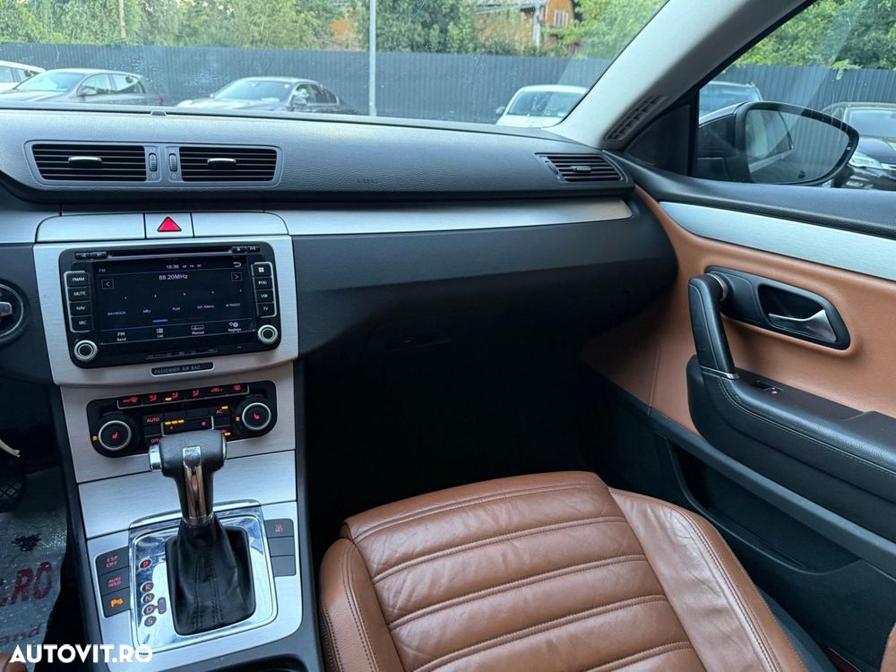 Volkswagen Passat CC - 10