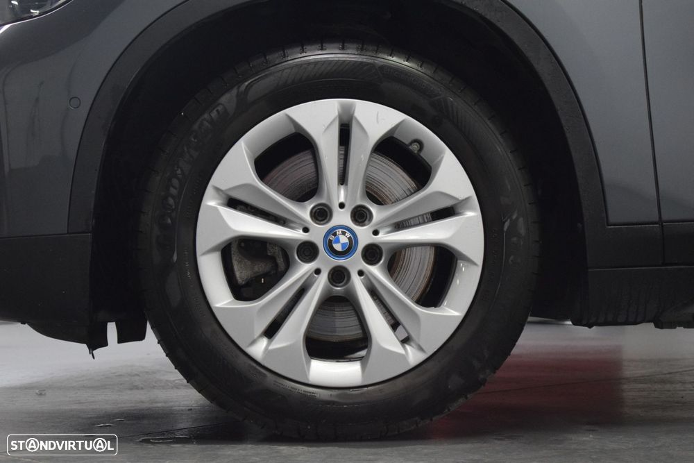BMW X1 25 e xDrive - 23