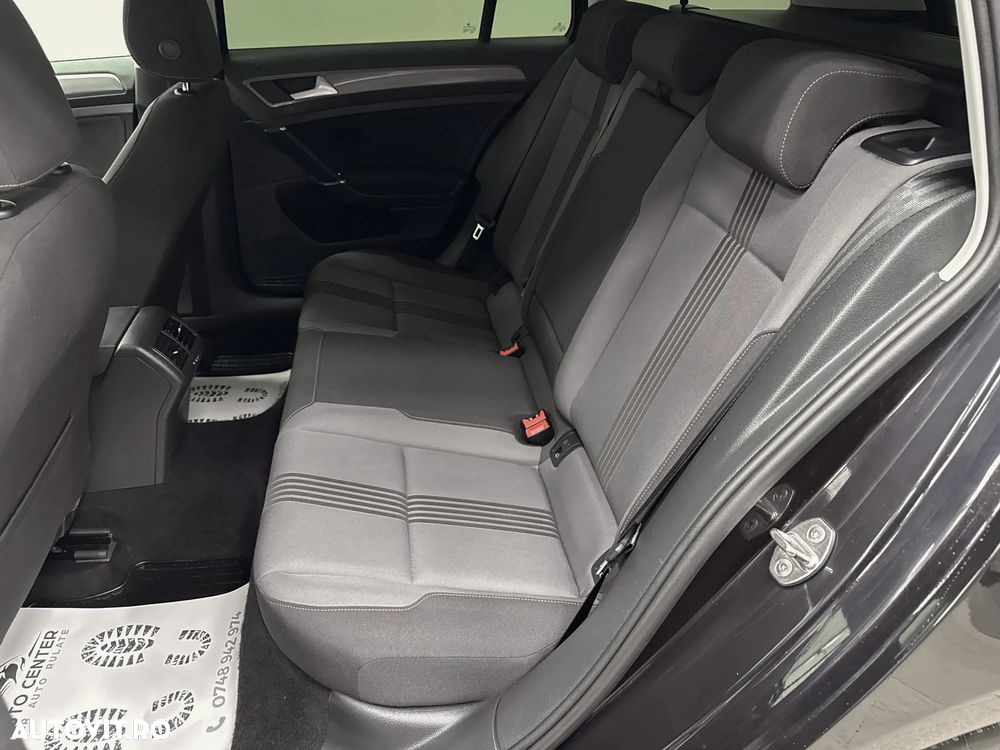 Volkswagen Golf 1.6 TDI BlueMotion Technology Allstar - 18