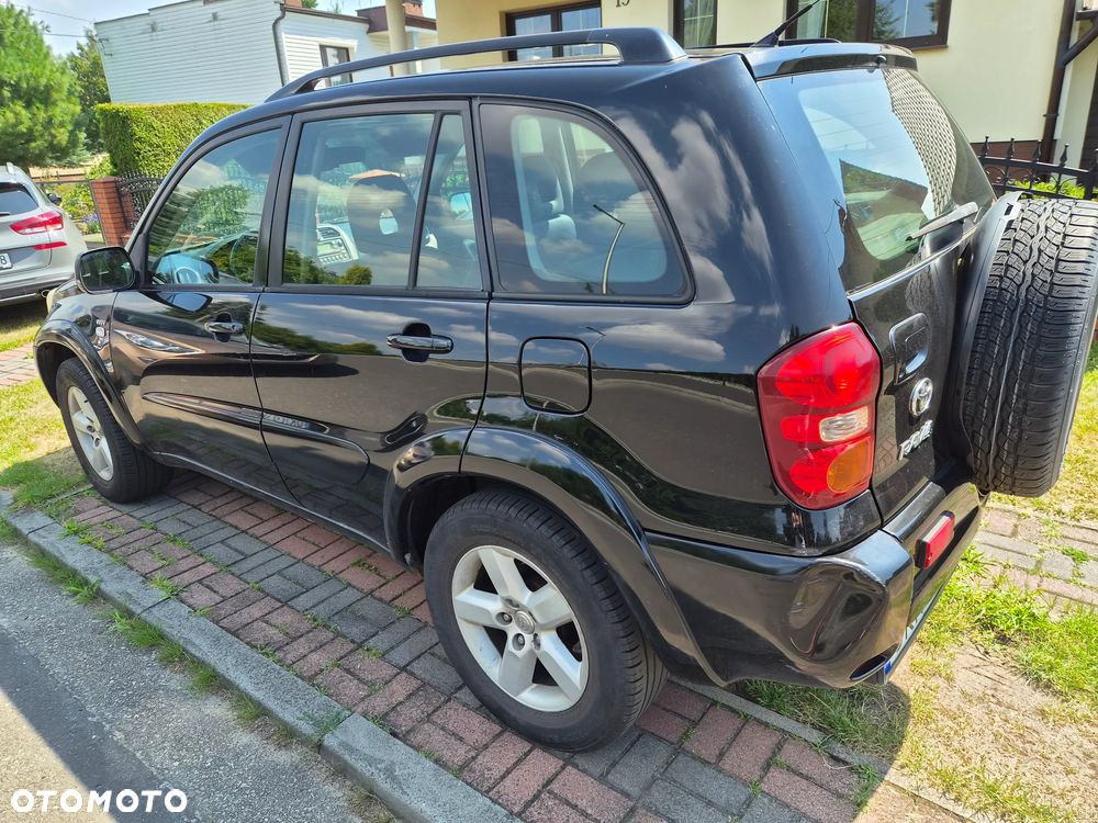 Toyota RAV4 2.0 VVT-i 4x4 - 6