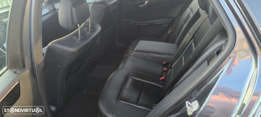 Mercedes-Benz E 220 BlueTEC Avantgarde Auto. - 8