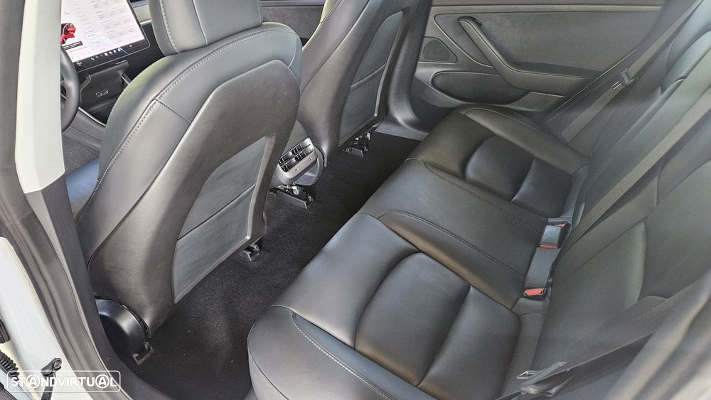 Tesla Model 3 Standard RWD Plus - 30