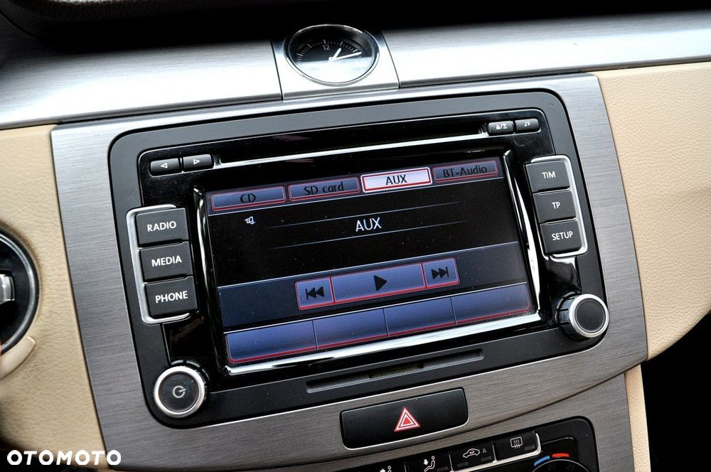 Volkswagen Passat Variant - 32