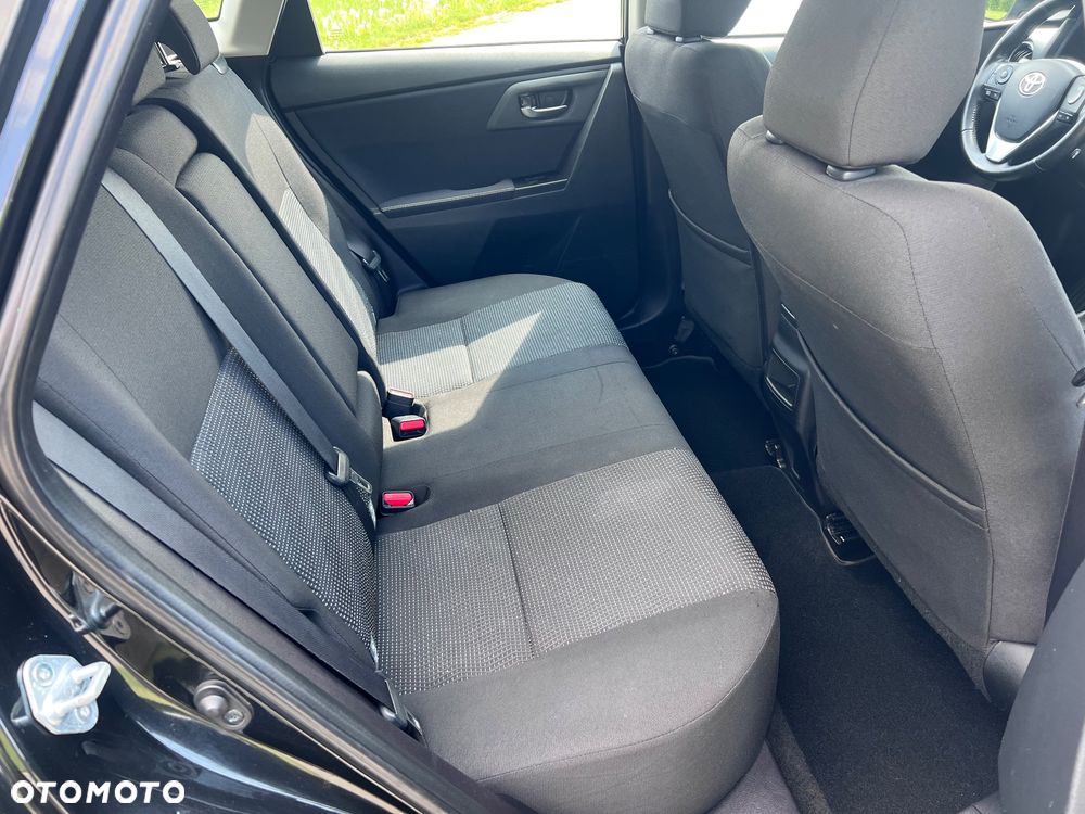 Toyota Auris 1.6 Valvematic Comfort - 19