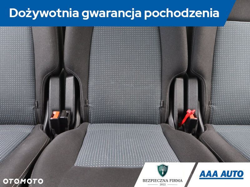 Ford S-Max - 12