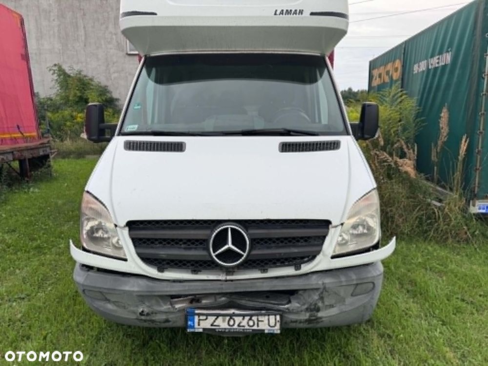 Mercedes-Benz Sprinter - 2