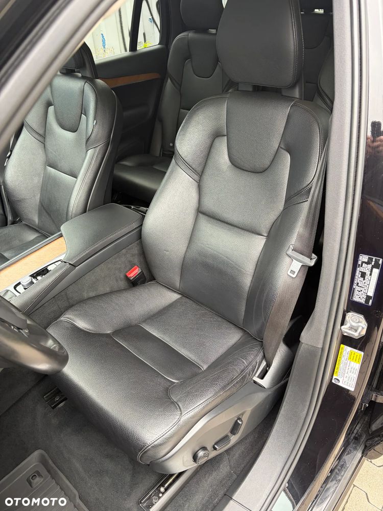 Volvo XC 90 T6 AWD Geartronic Momentum - 11