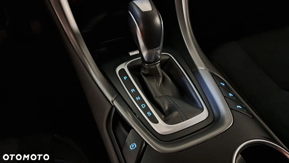 Ford Mondeo 2.0 TDCi Titanium PowerShift - 22