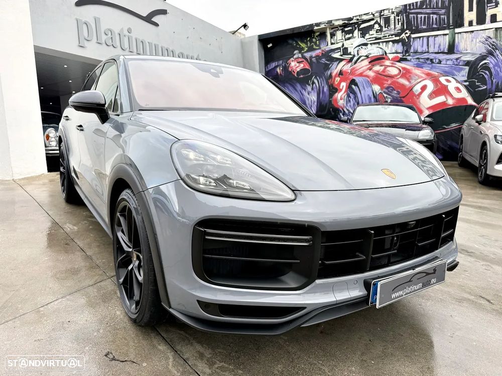 Porsche Cayenne Coupé Turbo - 1