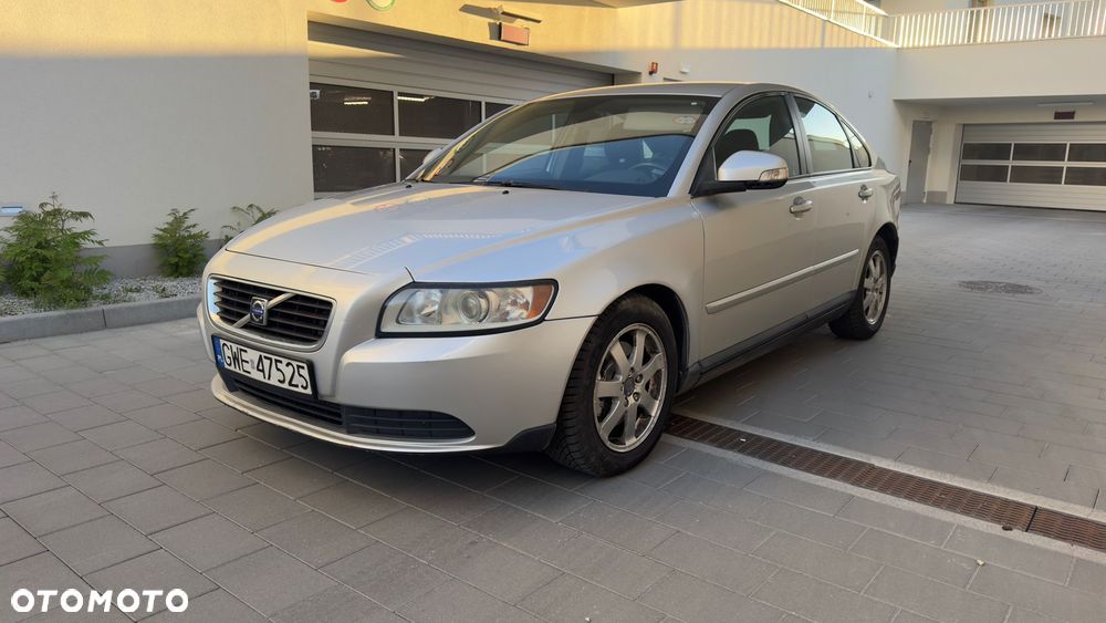 Volvo S40 2.0D Momentum - 1