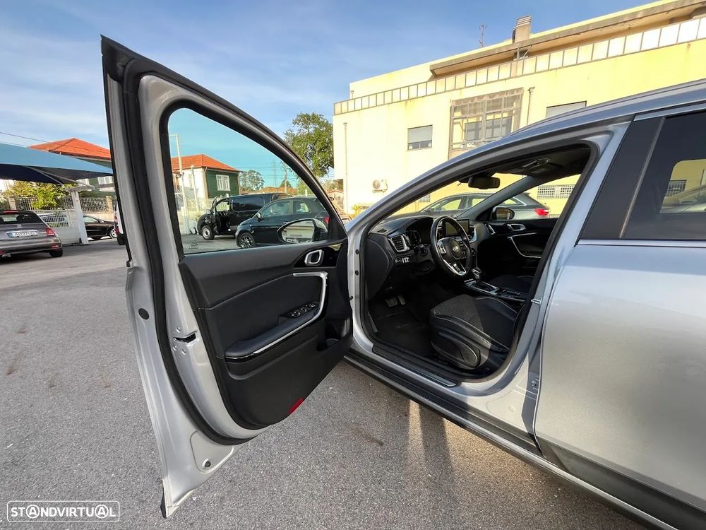 Kia XCeed 1.6 GDi PHEV Drive - 34