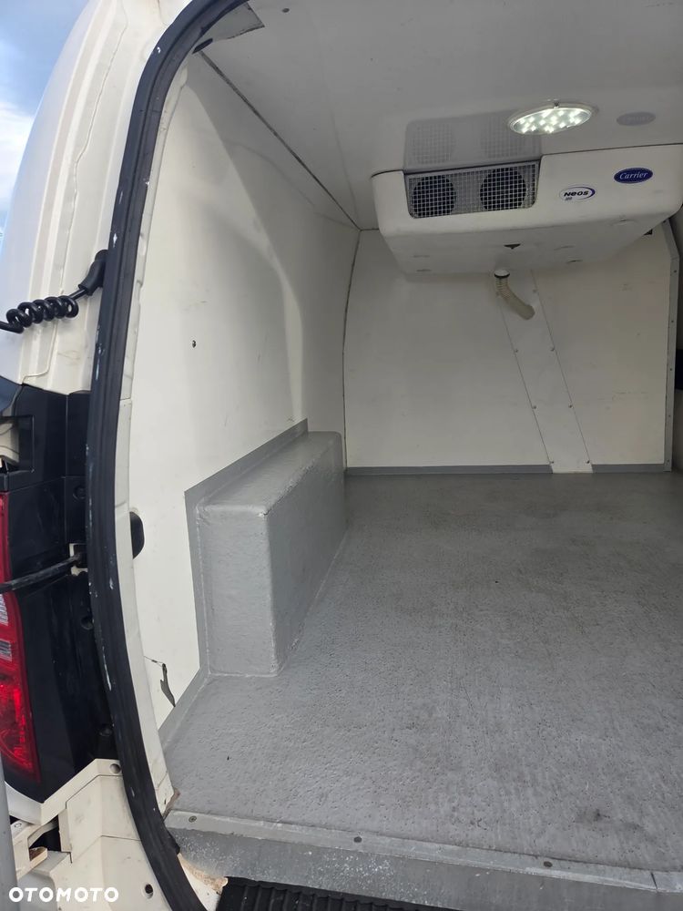 Hyundai H-1 Starex - 10