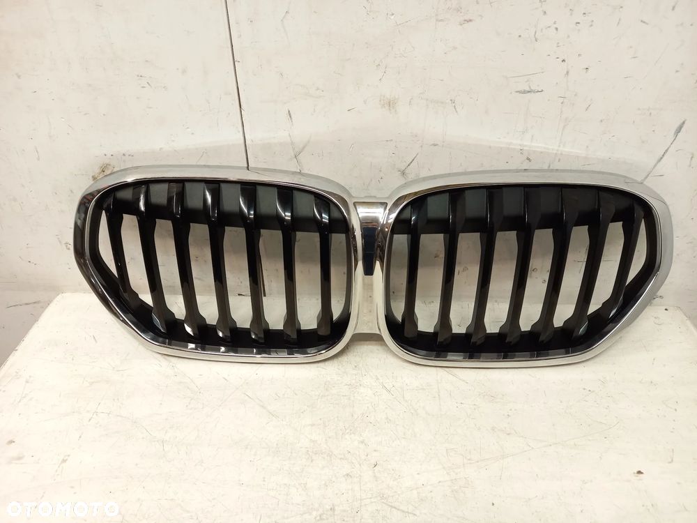 Bmw X1 F48 F49 LCI LIFT atrapa grill nerki