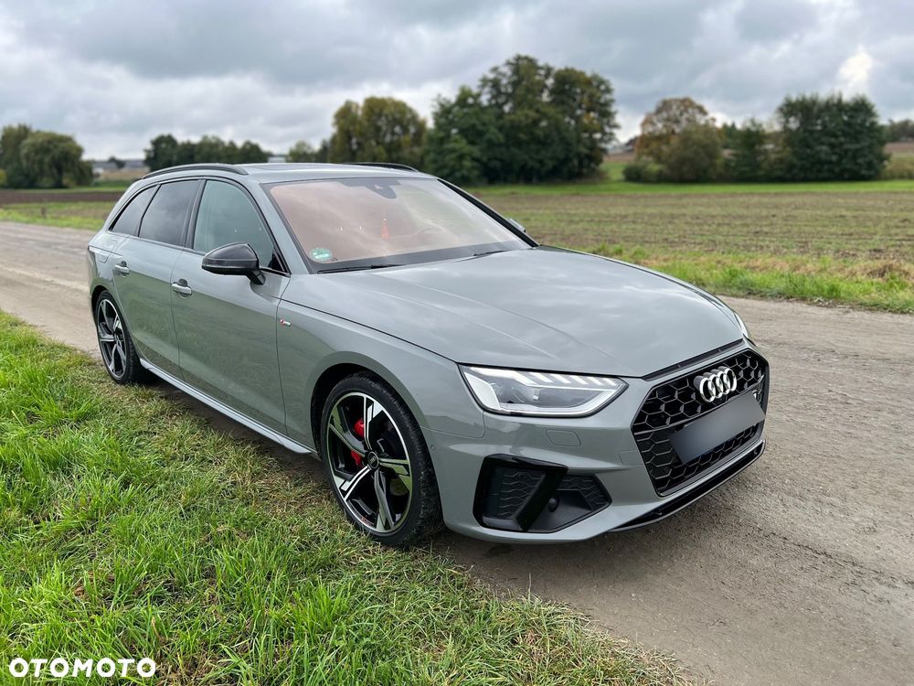 Audi A4 Avant 40 TDI S tronic - 1