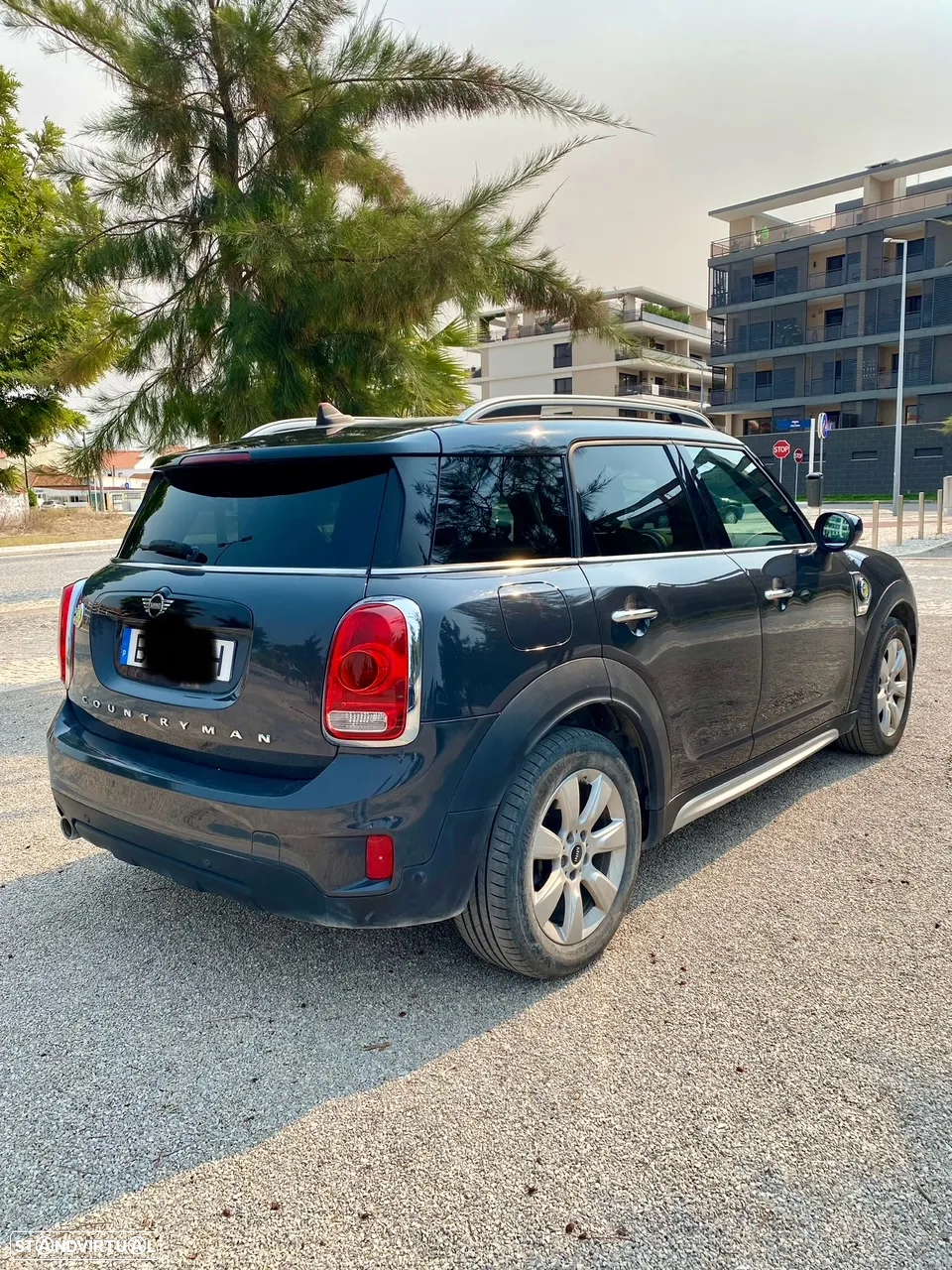MINI Countryman Cooper SE ALL4 Auto - 2