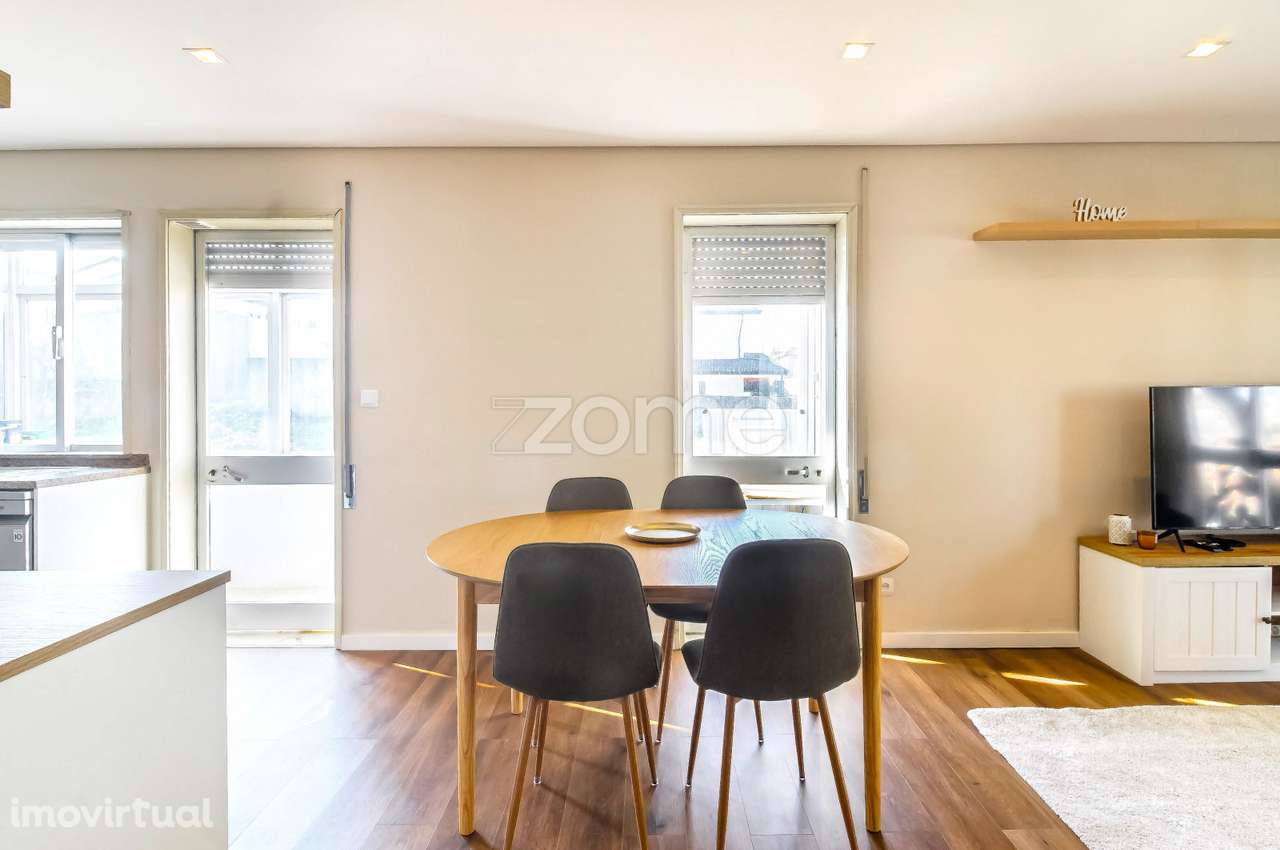 Apartamento T3 totalmente renovado e mobilado no centro da Maia - Grande imagem: 4/39