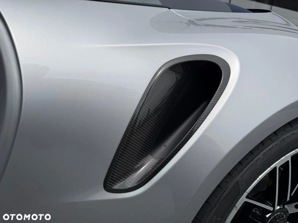 Porsche 911 Carrera Turbo S - 24