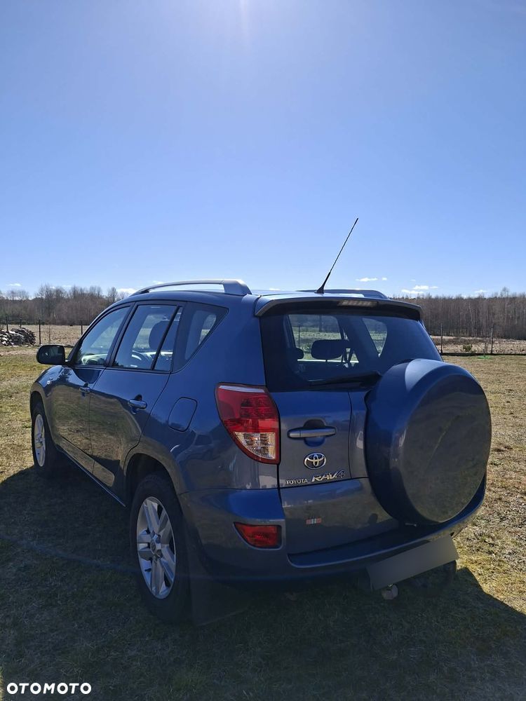 Toyota RAV4 2.2 D-4D 4x4 - 4