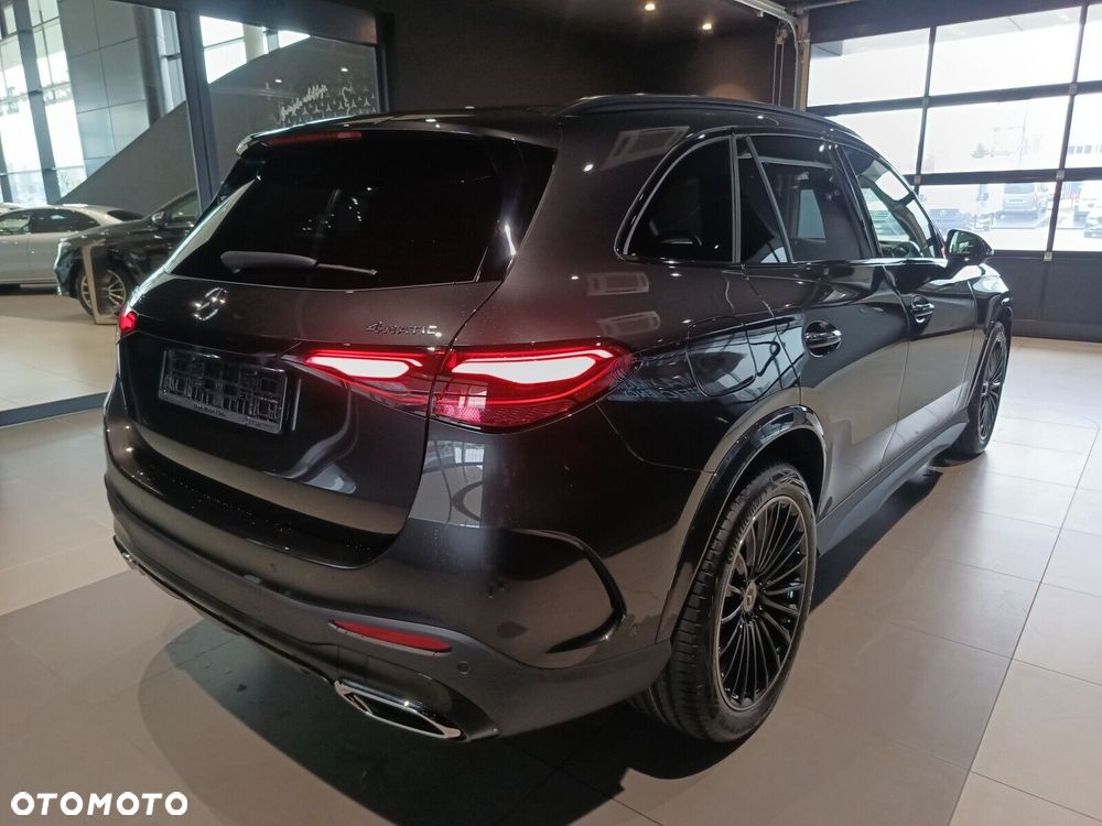 Mercedes-Benz GLC - 8