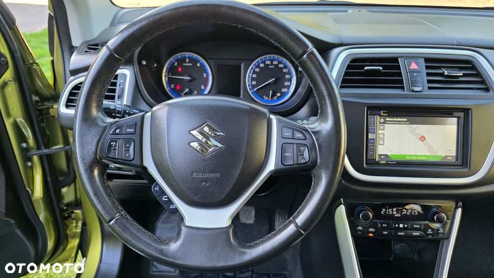 Suzuki SX4 S-Cross - 30