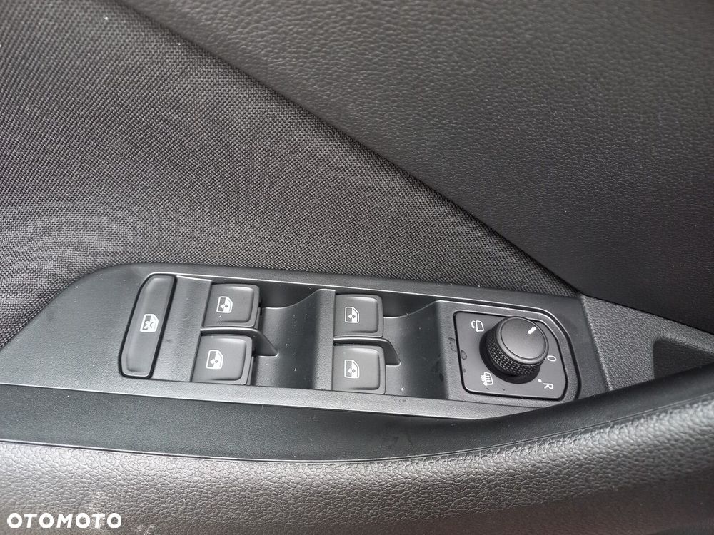 Skoda Kamiq 1.0 TSI Drive DSG - 26