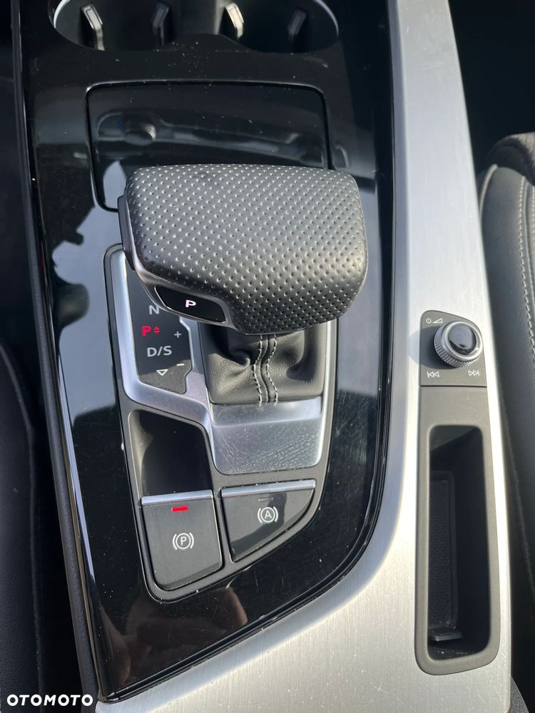 Audi A4 Avant 2.0 TFSI Quattro Sport S tronic - 28