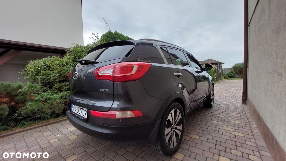 Kia Sportage 2.0 CRDI 4WD Dream-Team Edition - 10