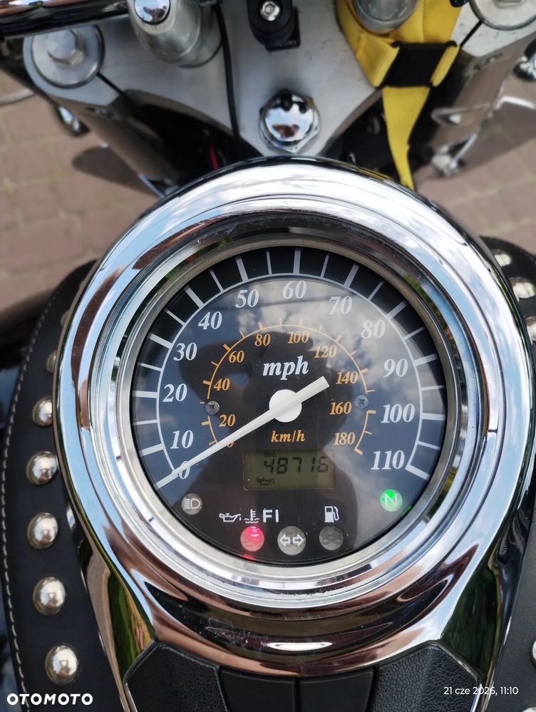 Suzuki Boulevard - 10