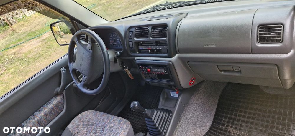 Suzuki Jimny 1.3 JLX - 2