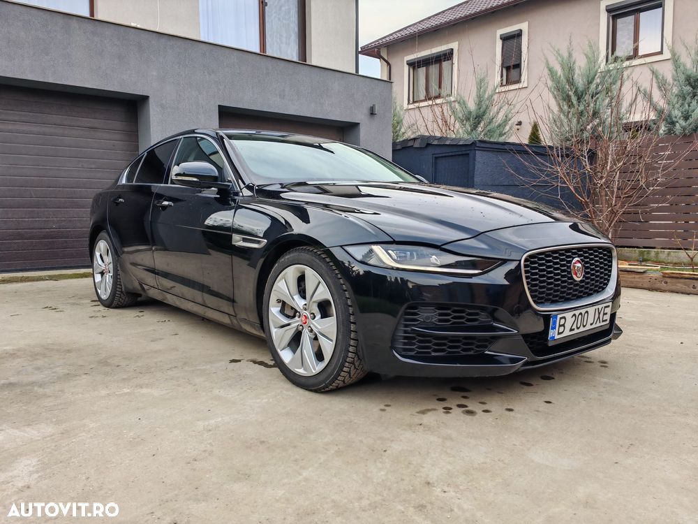 Jaguar XE P250 RWD Standard S - 2