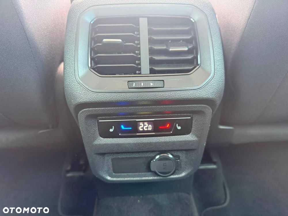 Volkswagen Tiguan 2.0 TSI 4Mot Elegance DSG - 23