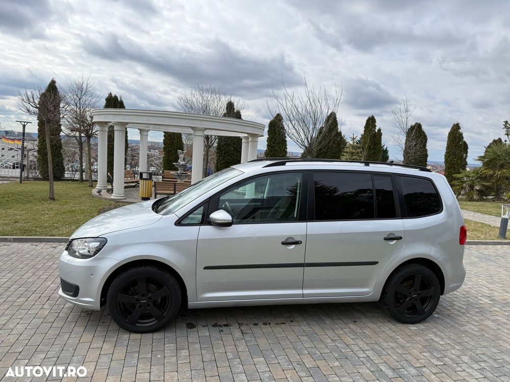 Volkswagen Touran 1.6 TDI DPF Highline - 6