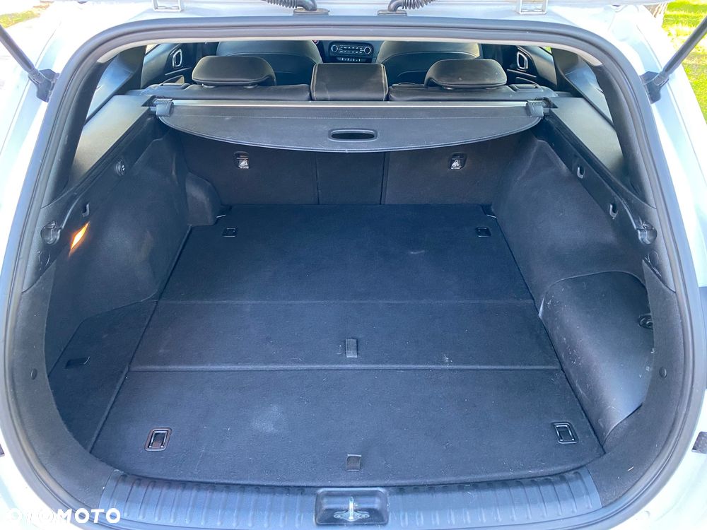 Kia Ceed - 26