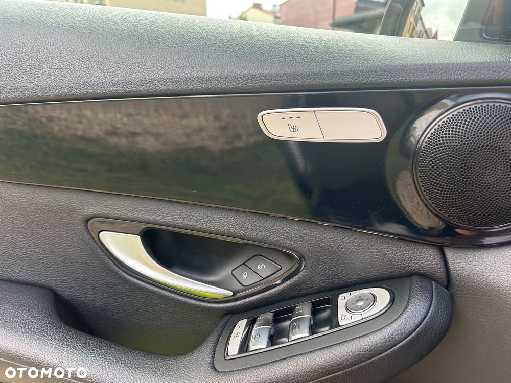 Mercedes-Benz Klasa C 220 d T 9G-TRONIC - 7