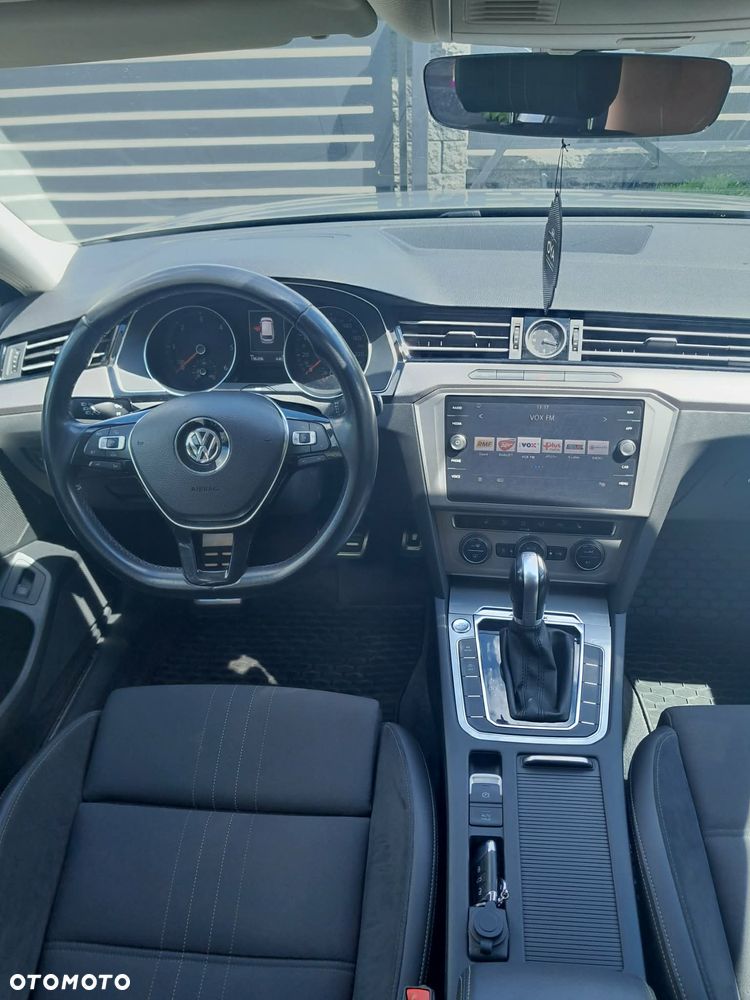 Volkswagen Passat Alltrack - 27