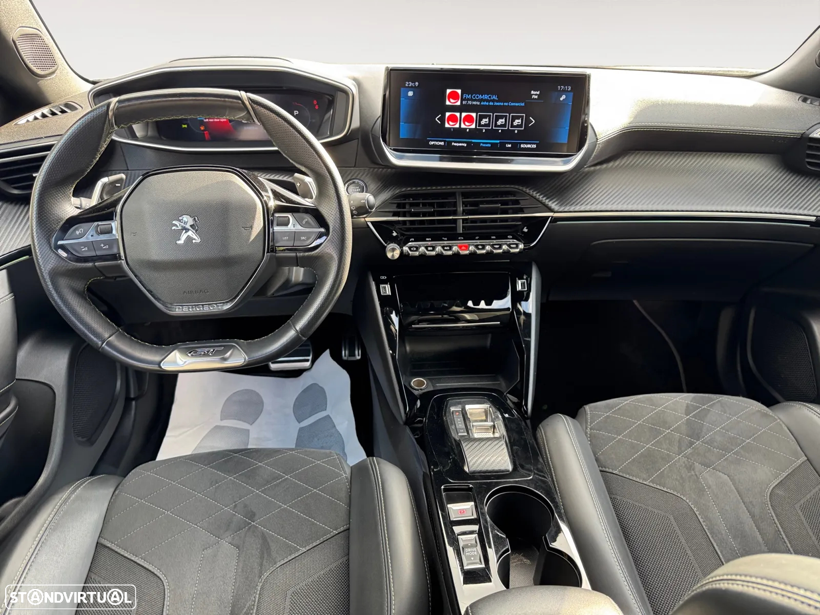 Peugeot 2008 1.5 BlueHDi GT EAT8 - 11