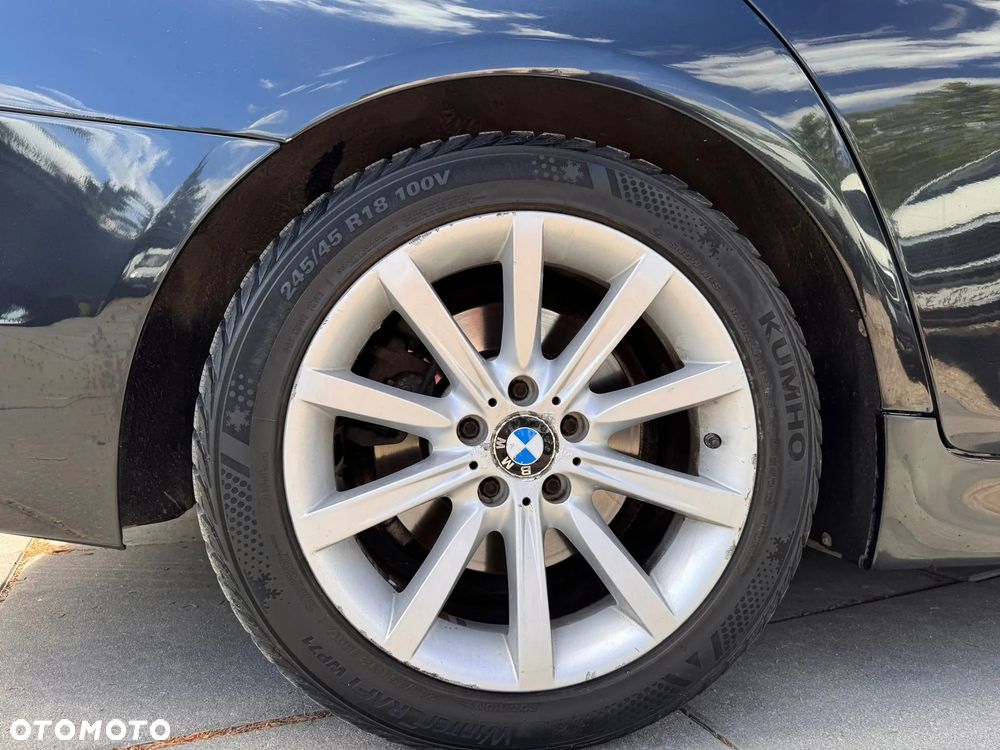 BMW Seria 5 525d xDrive Luxury Line - 30