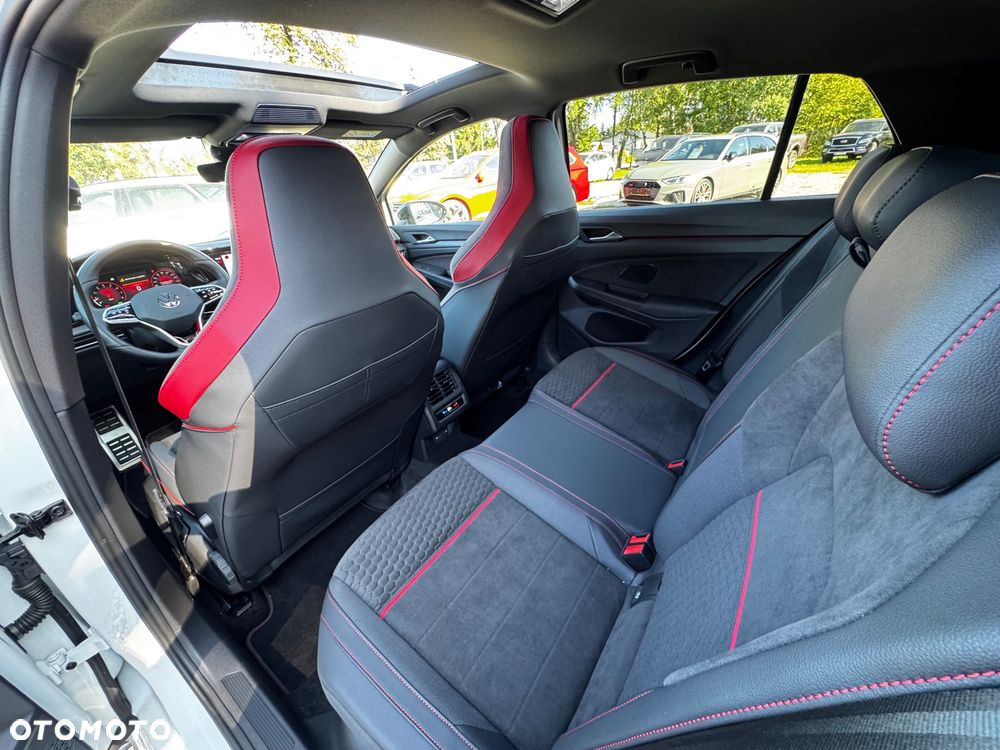 Volkswagen Golf 2.0 TSI OPF DSG GTI Clubsport - 32