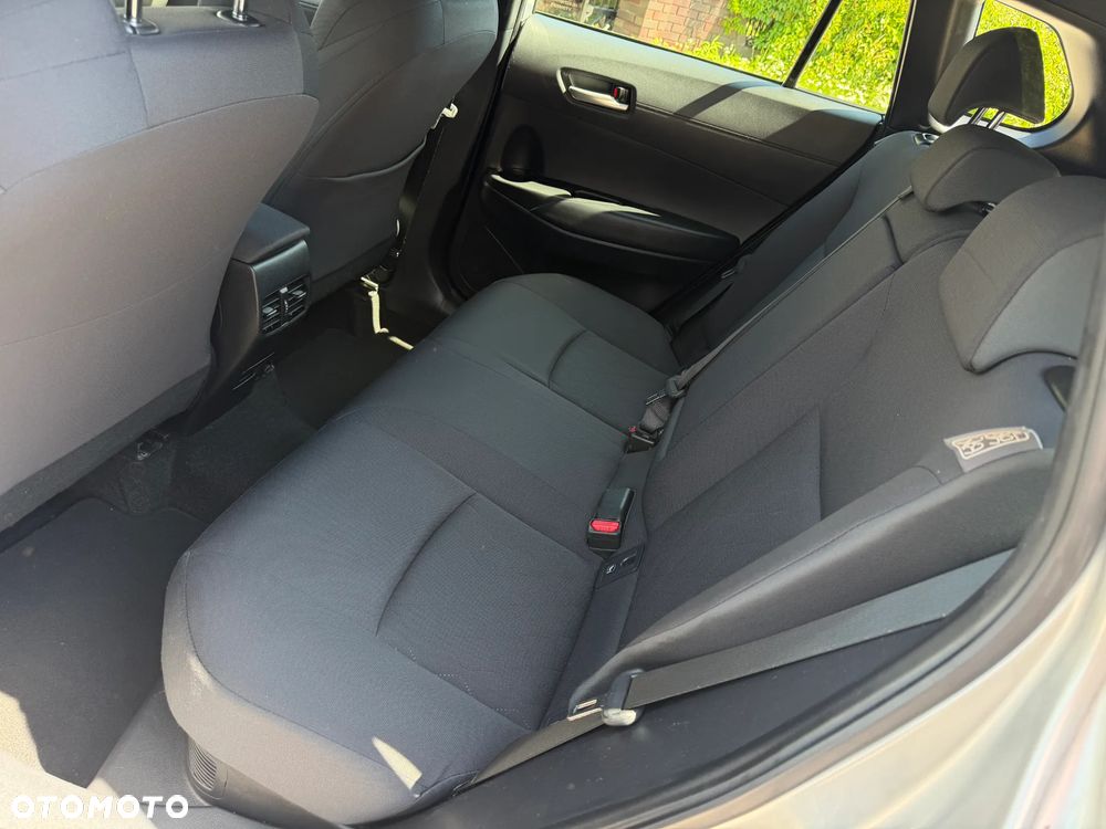 Toyota Corolla Cross 2.0 Hybrid Comfort - 29