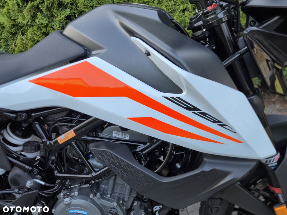KTM Adventure - 12