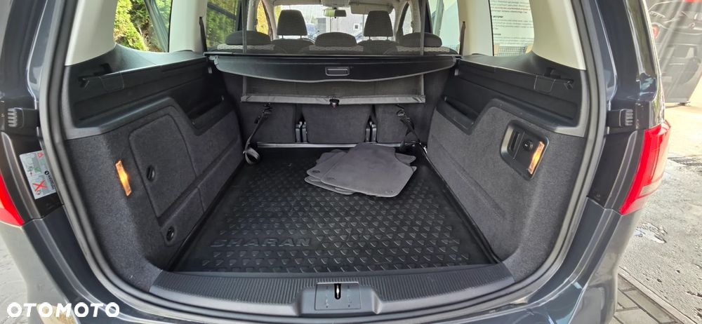 Volkswagen Sharan 2.0 TDI BlueMotion Technology Highline - 29