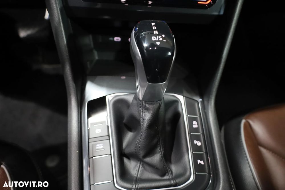 Volkswagen Tiguan 2.0 TDI SCR 4MOTION DSG Elegance - 14