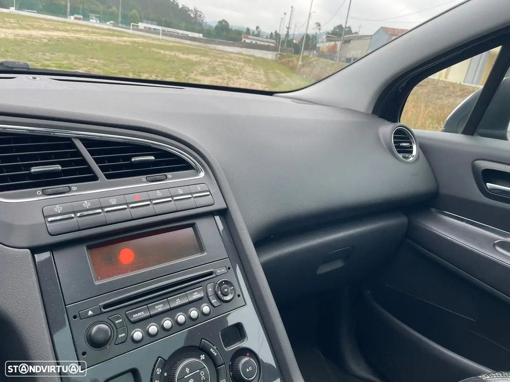 Peugeot 5008 - 4