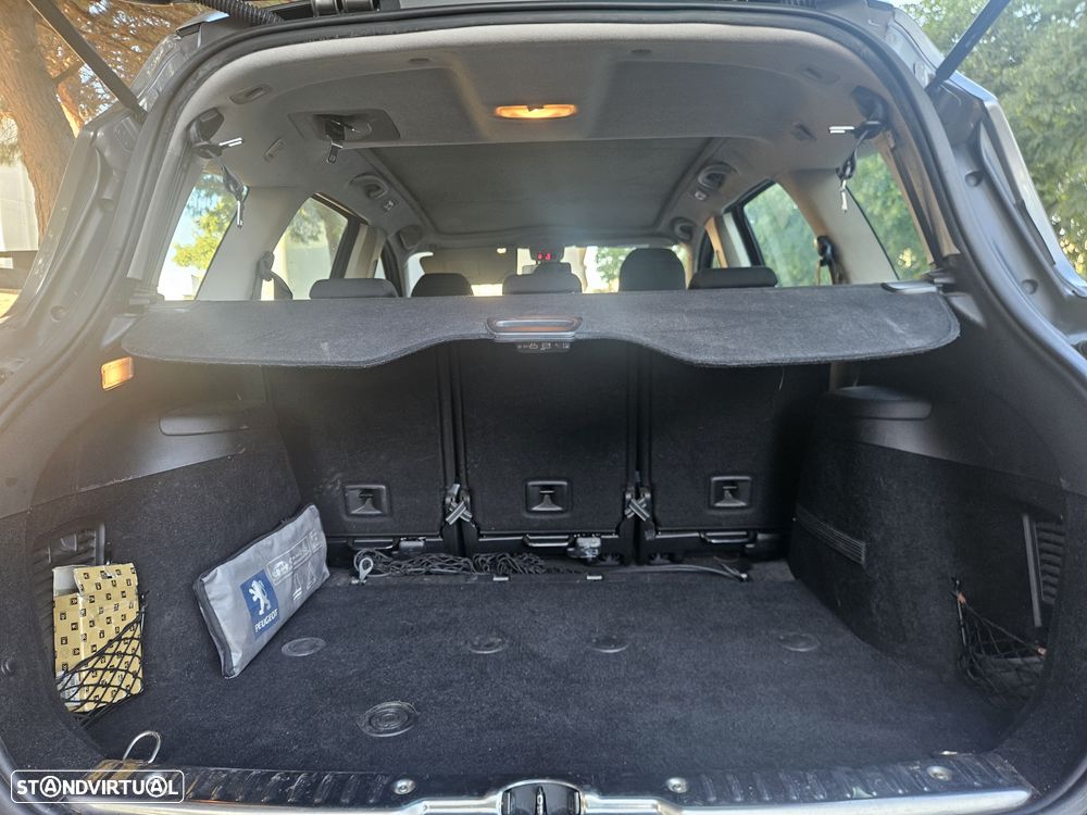 Peugeot 308 SW - 29