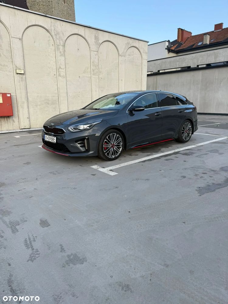 Kia ProCeed - 7